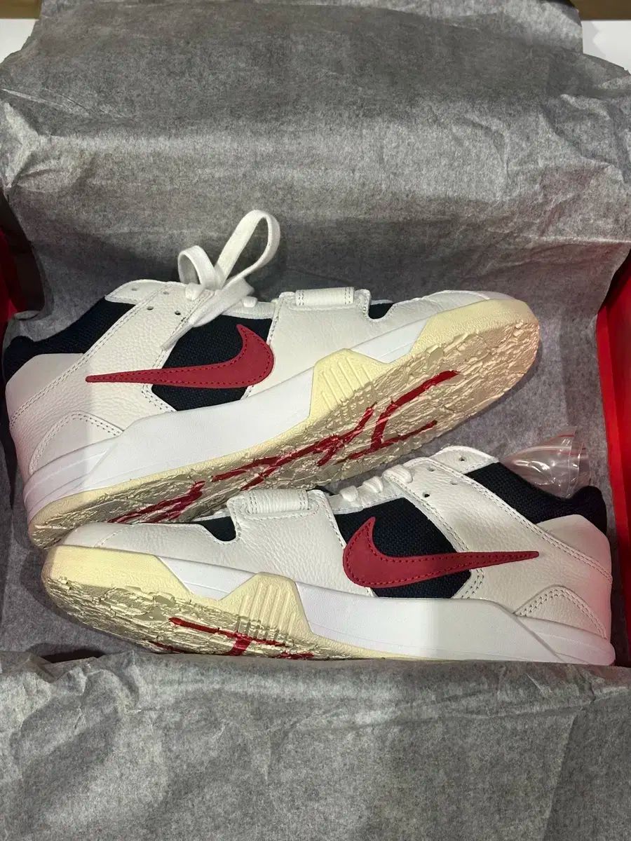 トラヴィス スコット ジャンプマン ジャック 270