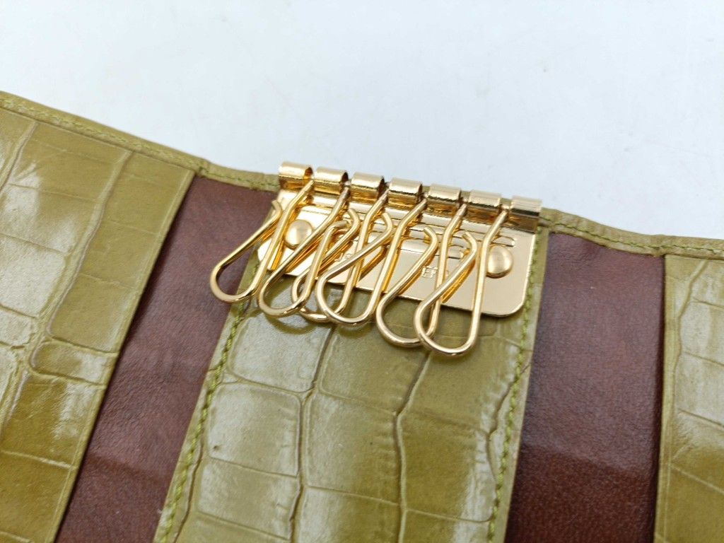 キーケース ヴァラ