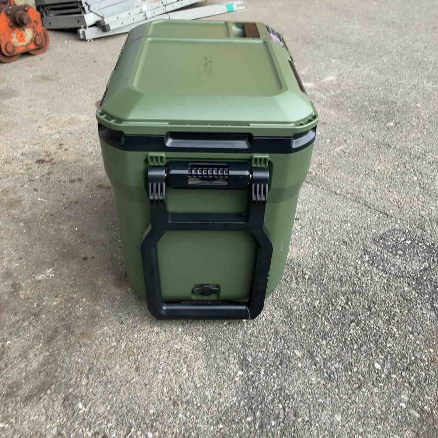 ハイコーキ HIKOKI 旧 日立工機 コードレス冷温庫 UL18DC WMG 桶川店 LAWEED_CL