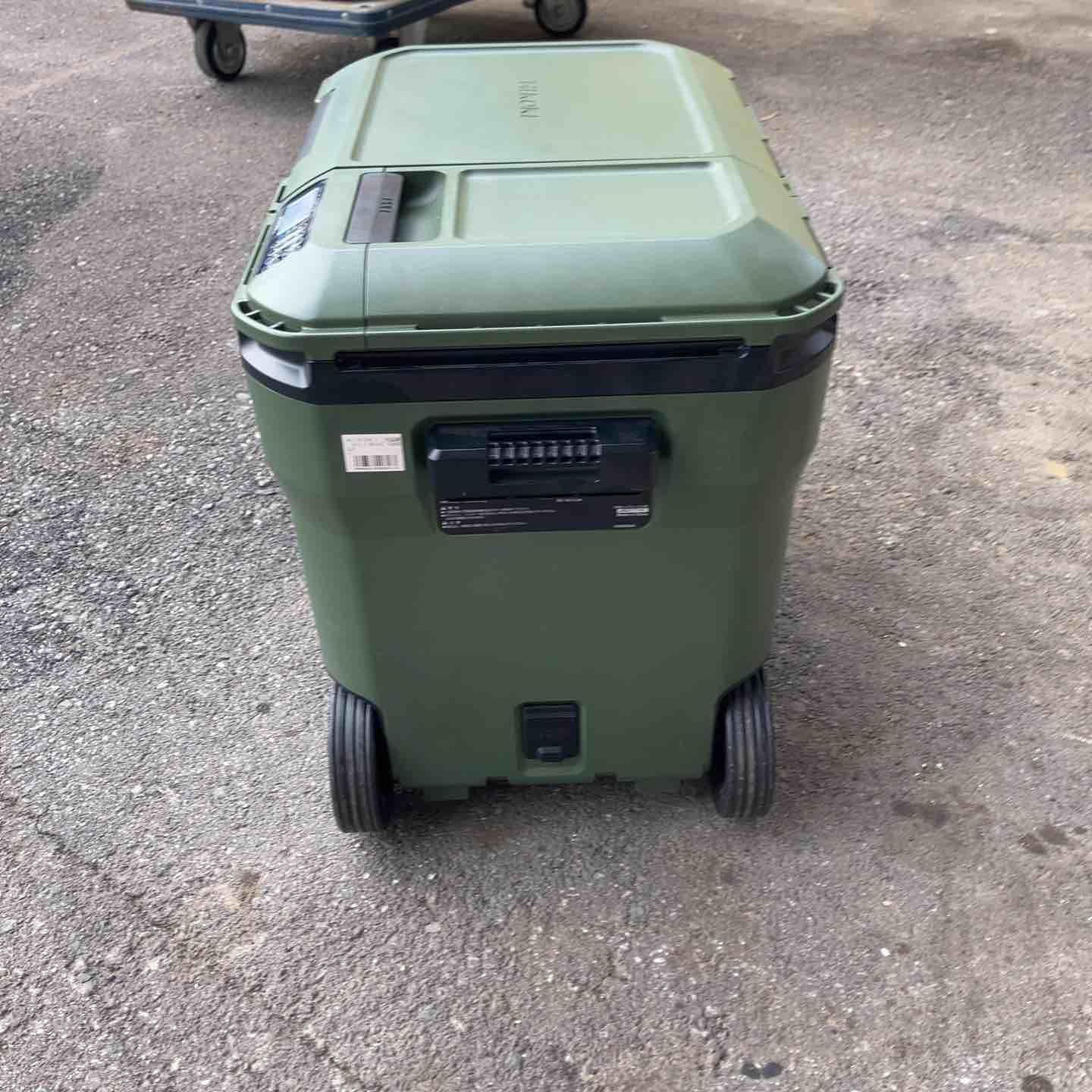 ハイコーキ HIKOKI 旧 日立工機 コードレス冷温庫 UL18DC WMG 桶川店