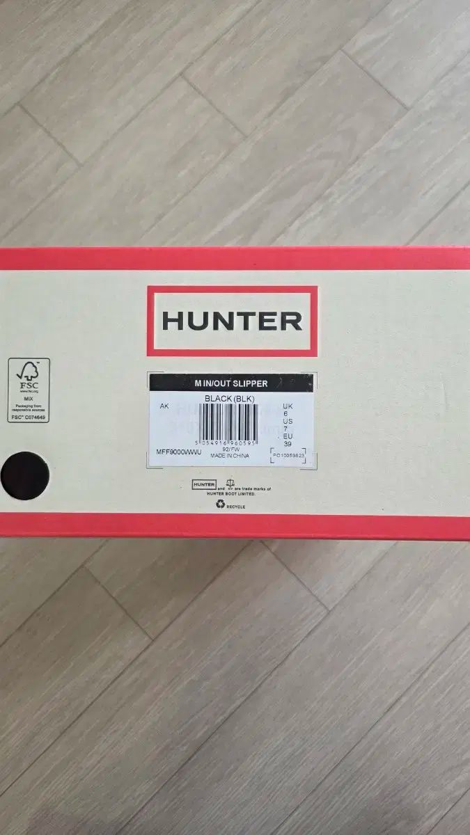 IN-OUT スリッポン