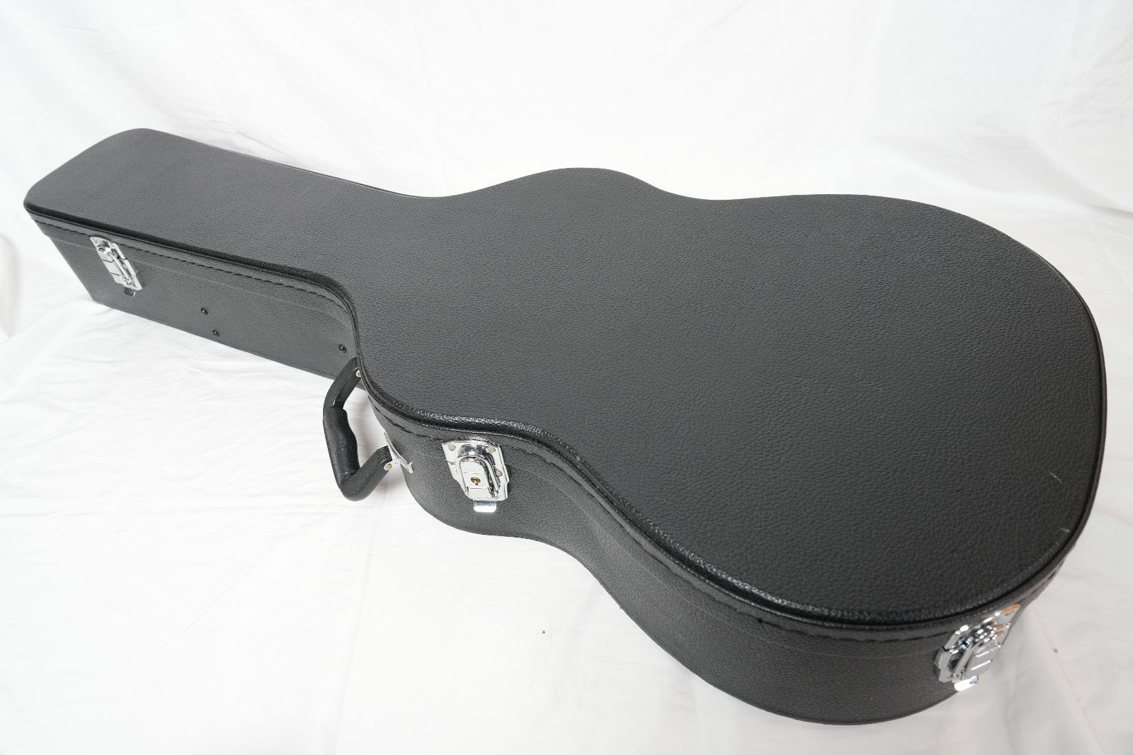 ハンドメイドクラシックギター