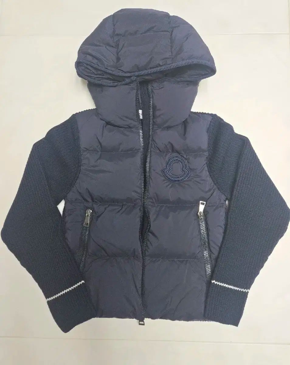 モンクレール キッズ ニットダウン