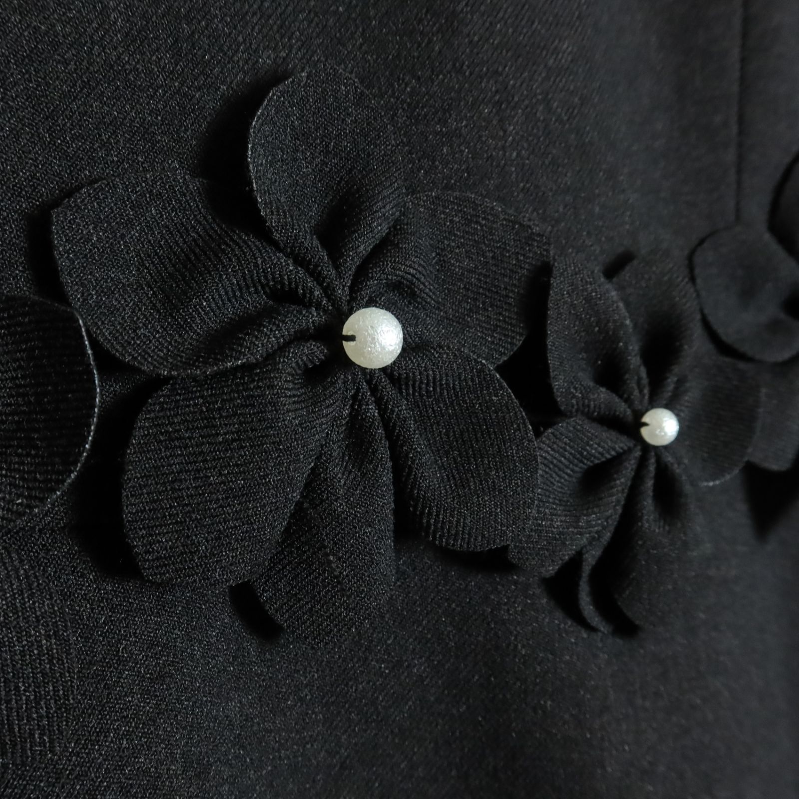 美品】ギャラリービスコンティ☆お花のモチーフ付き♪長袖ワンピース