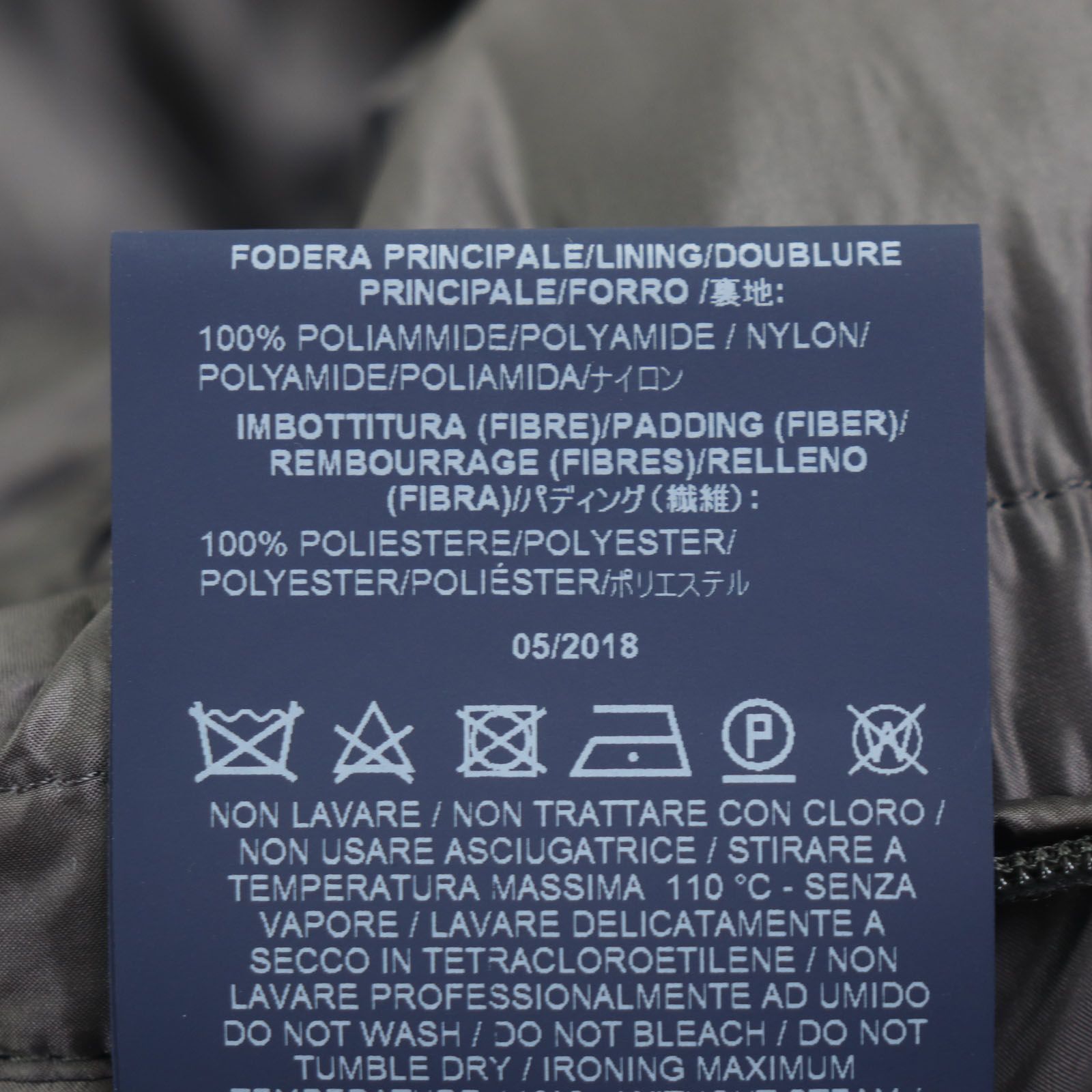 Herno ヘルノ 2018年製 CA0045U ウール80% ロゴ入りボタン プレート付き シングル チェスターコート グレー 44 イタリア製 正規品 メンズ KANDAIZUMI_COM