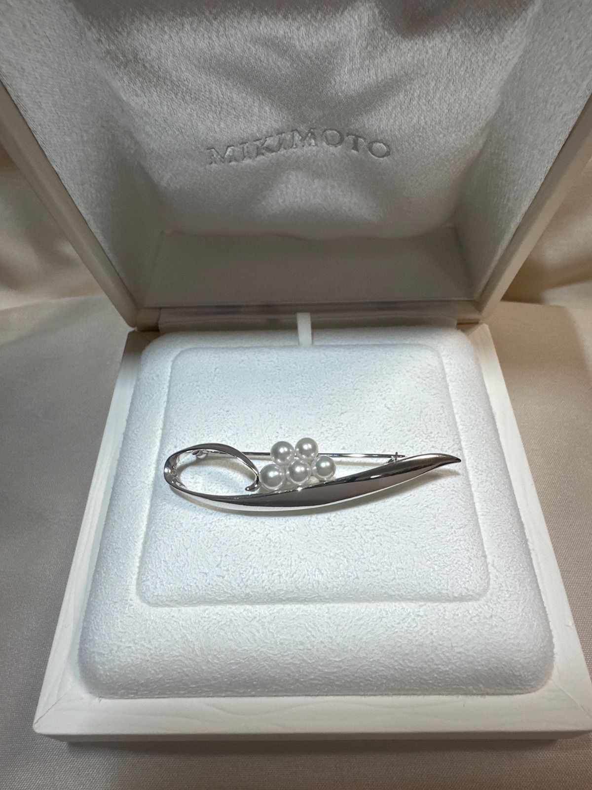 ︎MIKIMOTO ︎ミキモト アコヤパール ブローチ 真珠 人気デザイン