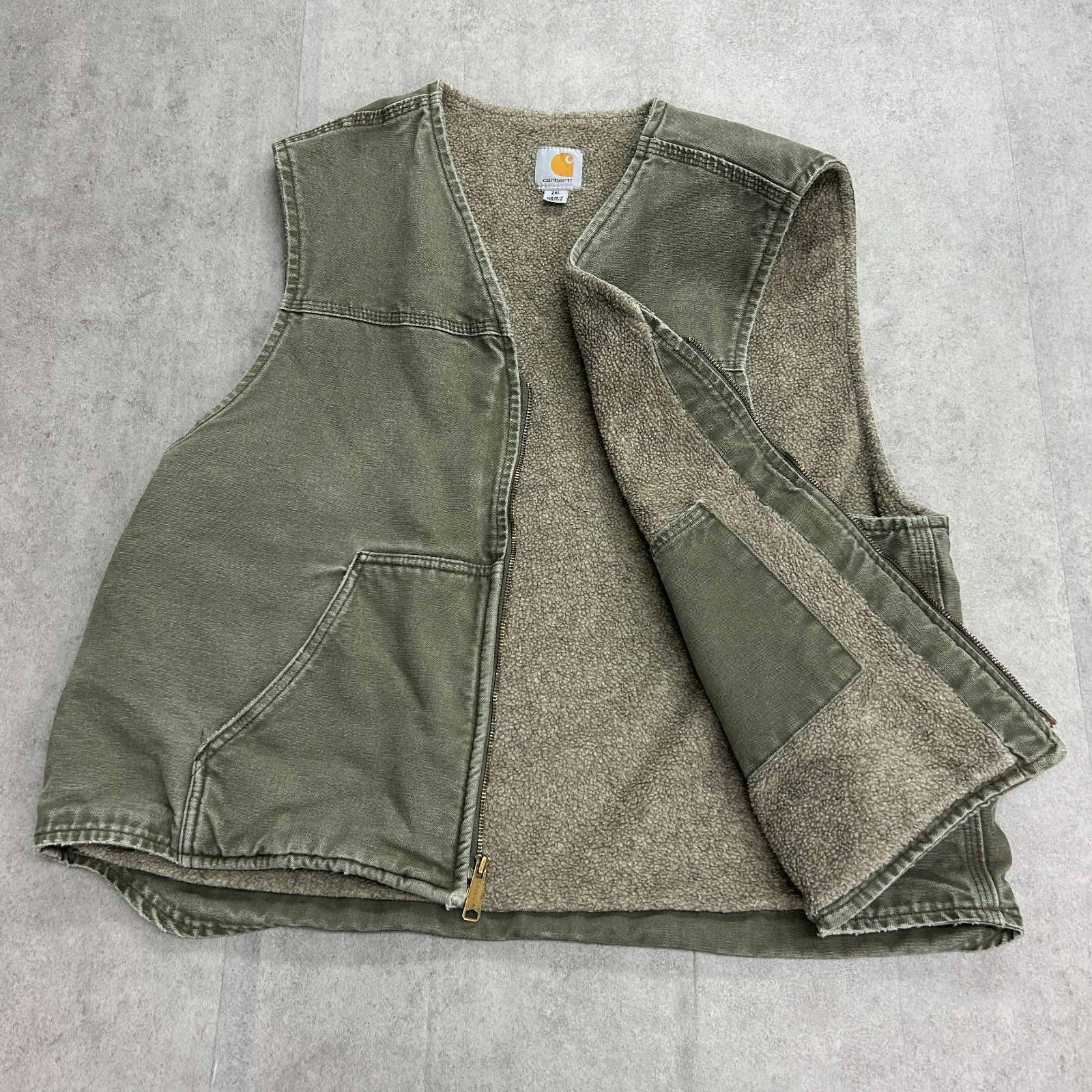 希少モスグリーン カーハート ダック USA製 アクティブベスト 2XL 希少モスグリーン カーハート ダック USA製 アクティブベスト 2XL 希少