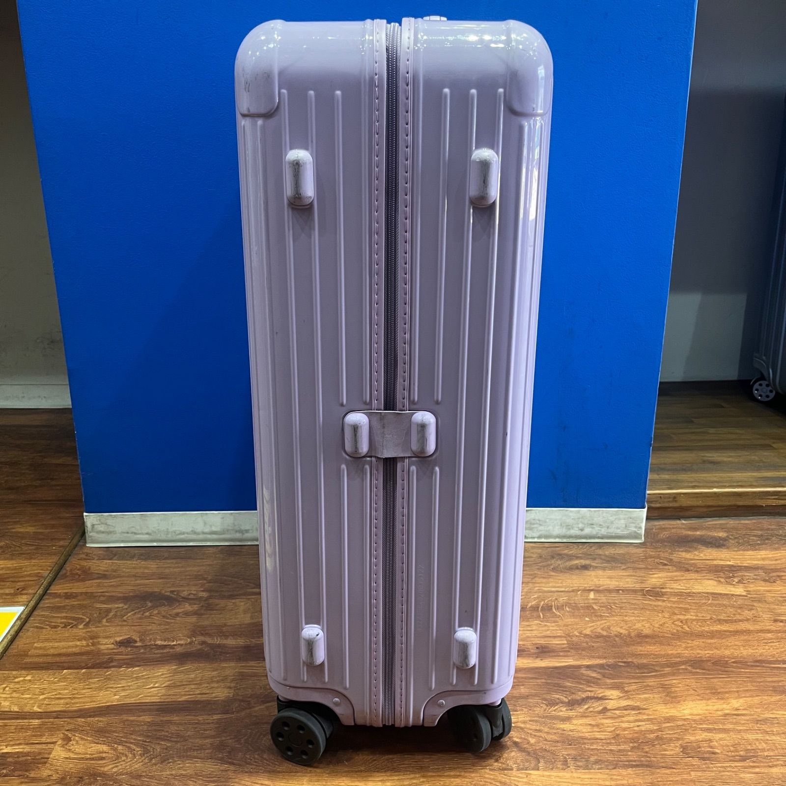 リモワ エッセンシャル