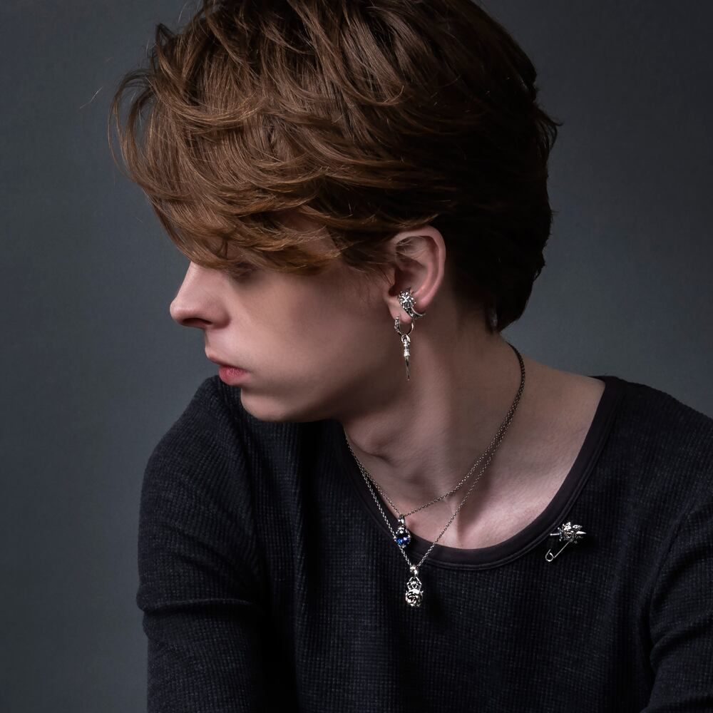 薔薇イヤーカフ