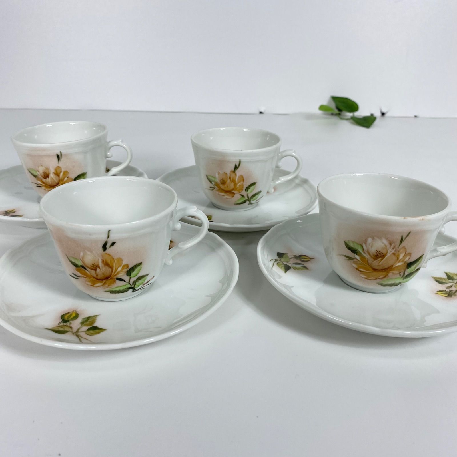 Richard Ginori リチャードジノリ カップ&ソーサー 4客セット 手描き イタリア製 花柄 ティーカップ ジノリ1735