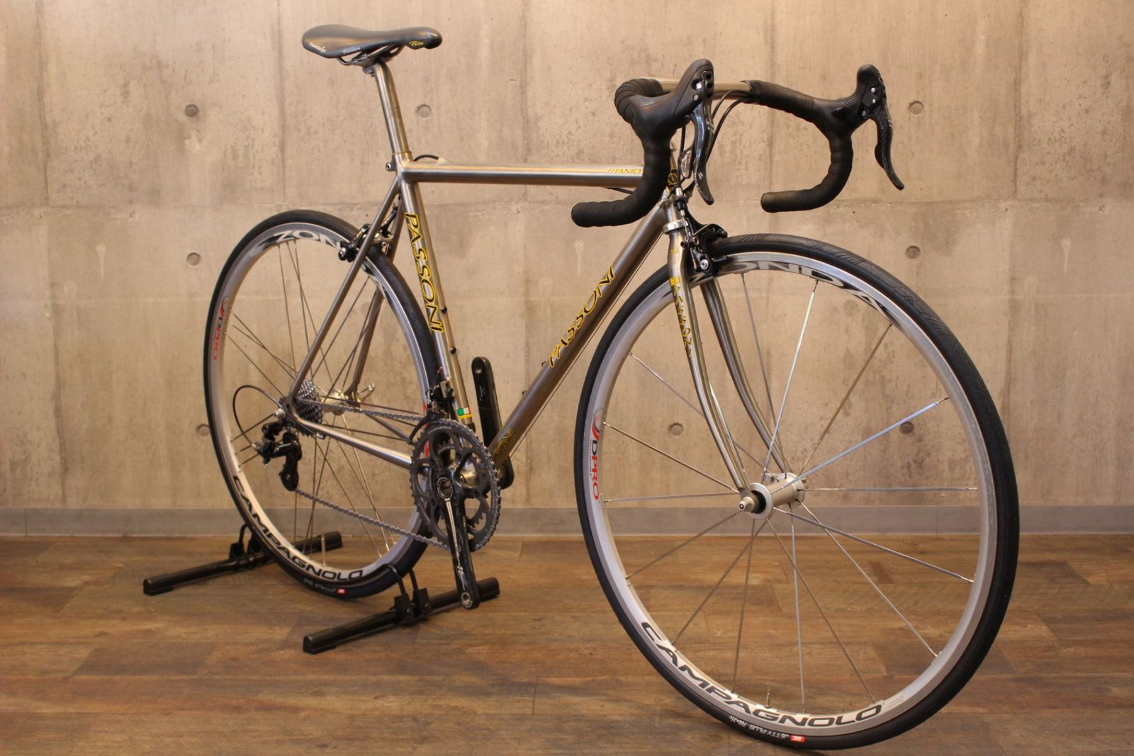 パッソーニ PASSONI