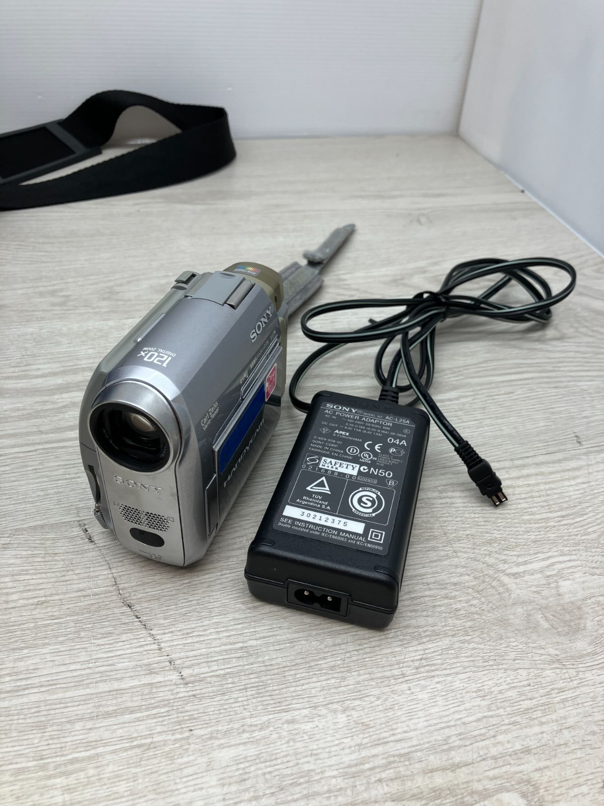 ジャンク品】SONY デジタルビデオカメラ DCR-HC40 (C11-16) - メルカリ