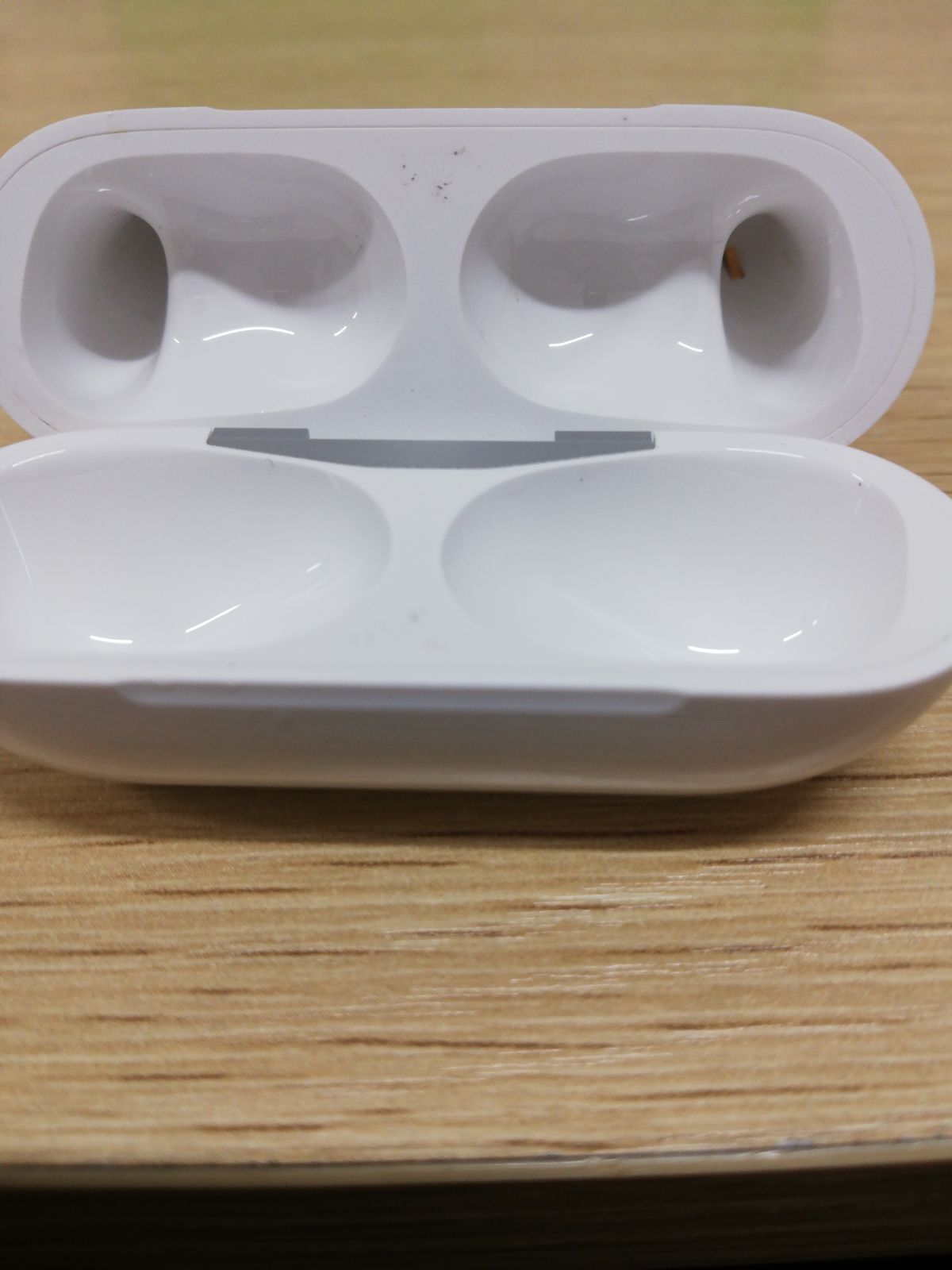 Apple ワイヤレスイヤホン AirPods Pro 第２世代