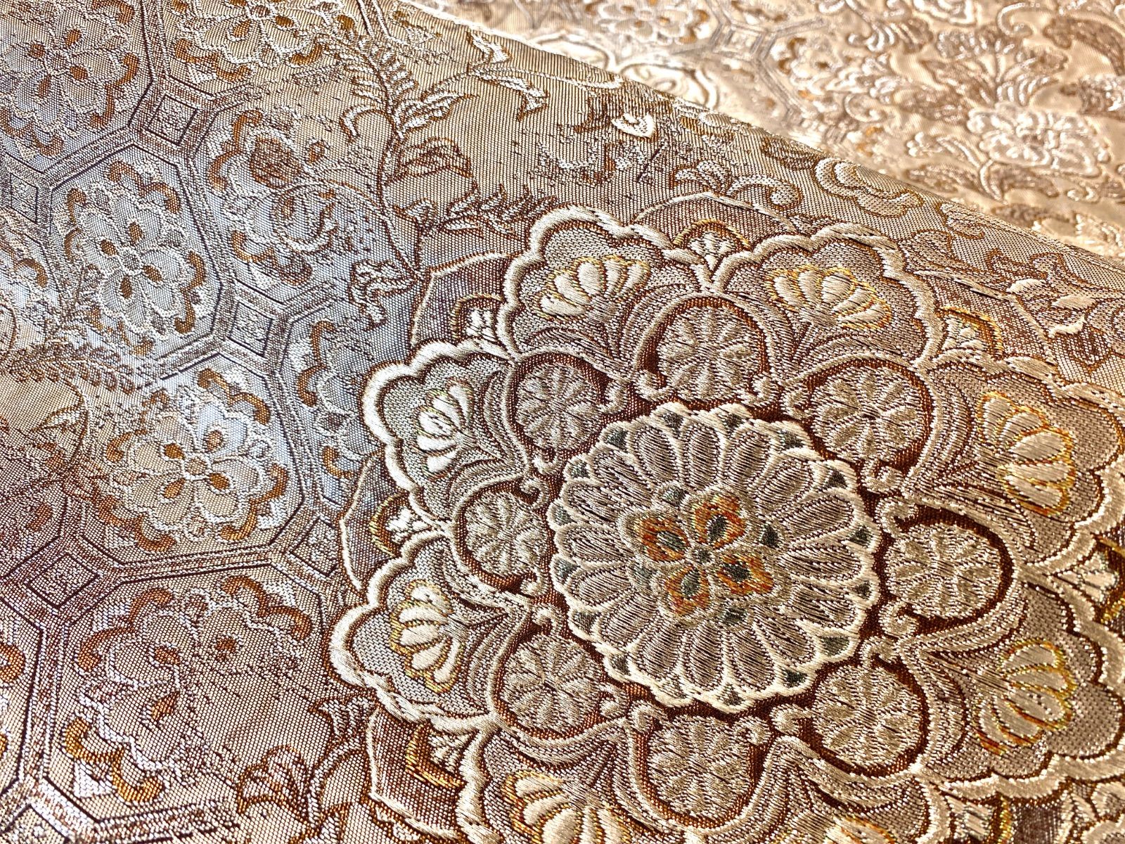 美品 逸品 粋 唐織 本金象厳重ね箔 正絹 袋帯 O0985 - メルカリ