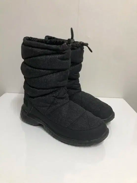 240サイズ THE NORTH FACE ザノースフェイス 正規品 ブラック グースダウン ダウンブーツ