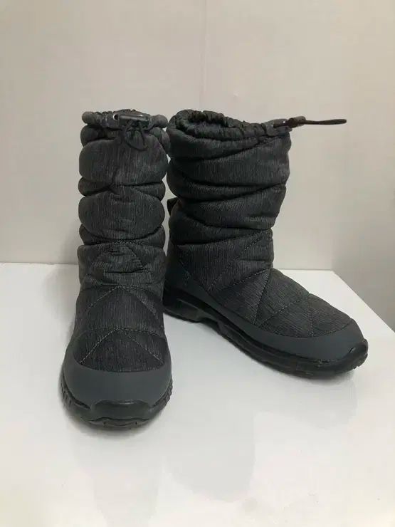 230サイズ THE NORTH FACE ザノースフェイス 正規品 グースダウン ダウンブーツ