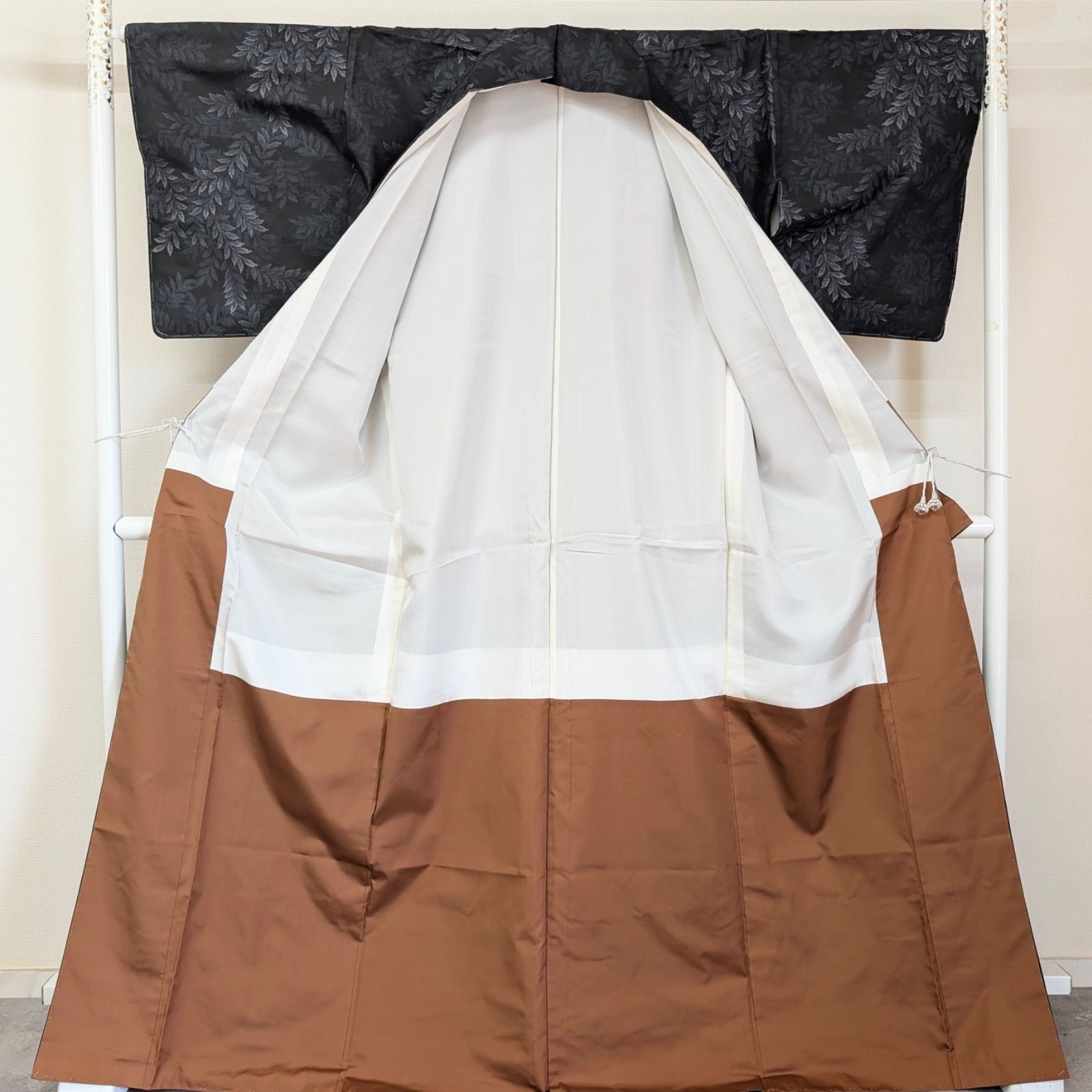 未使用品 逸品 お洒落 都喜ヱ門 ブランド 正絹 本場大島紬 7マルキ