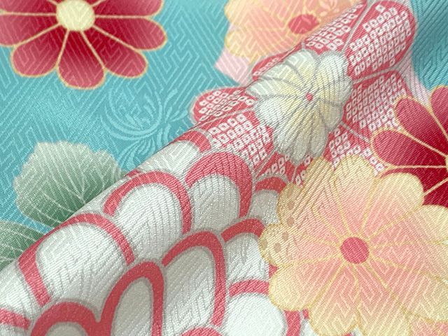 女の子用 四つ身の着物と結び帯