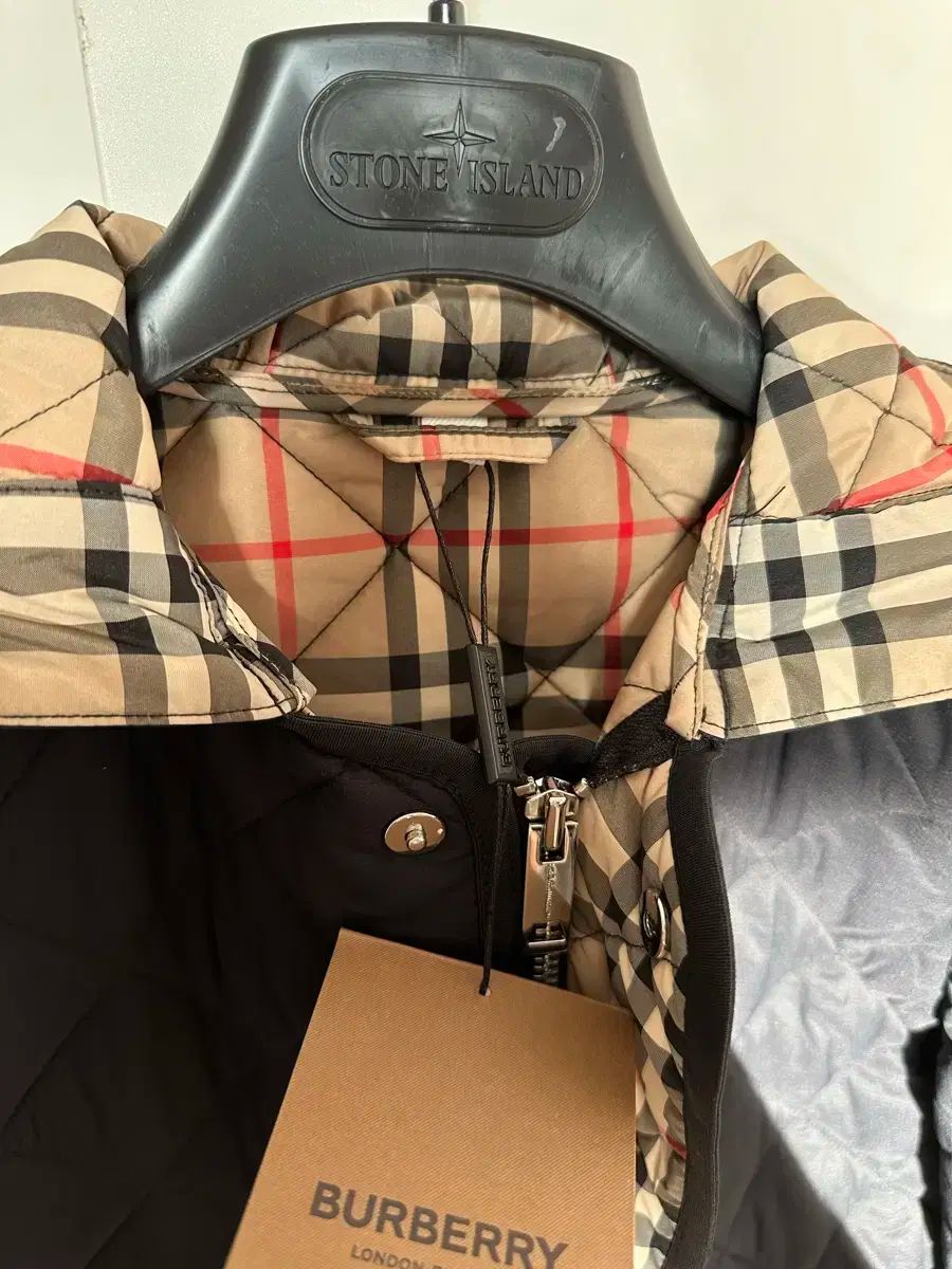 バーバリー キルティングジャケット