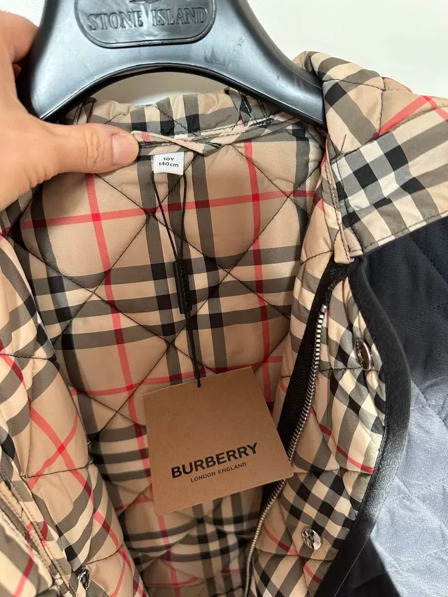 バーバリー キルティングジャケット