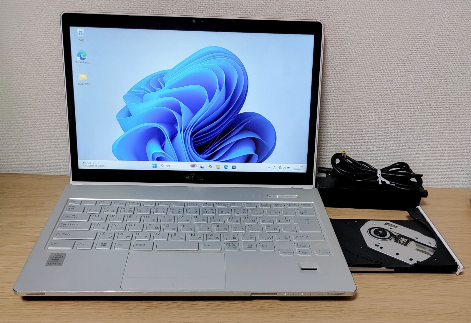 FUJITSU LIFEBOOK Corei5 メモリ12GB SSD512GB 高解像度 タッチパネル 管理番号 M168