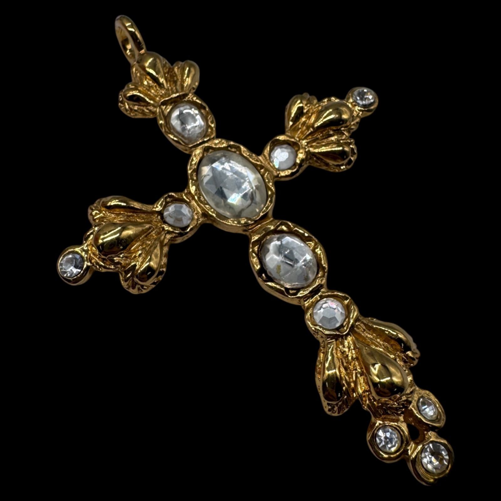 レディース Christian Lacroix クロス ネックレストップ ラインストーン