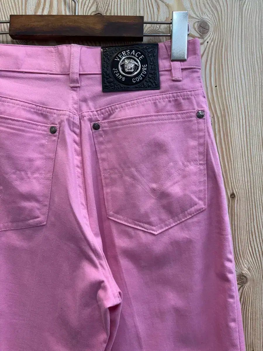 ヴェルサーチェ ストレート