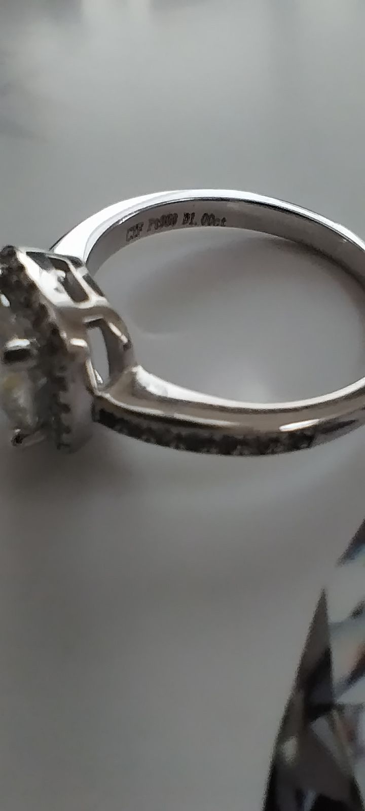 J11 参考価格580000円 GIA鑑定書付き pt950 1.00ct CTF刻印あり ダイヤモンドリング クラリティ VVS1 カラー H 周大福ブランド 指輪