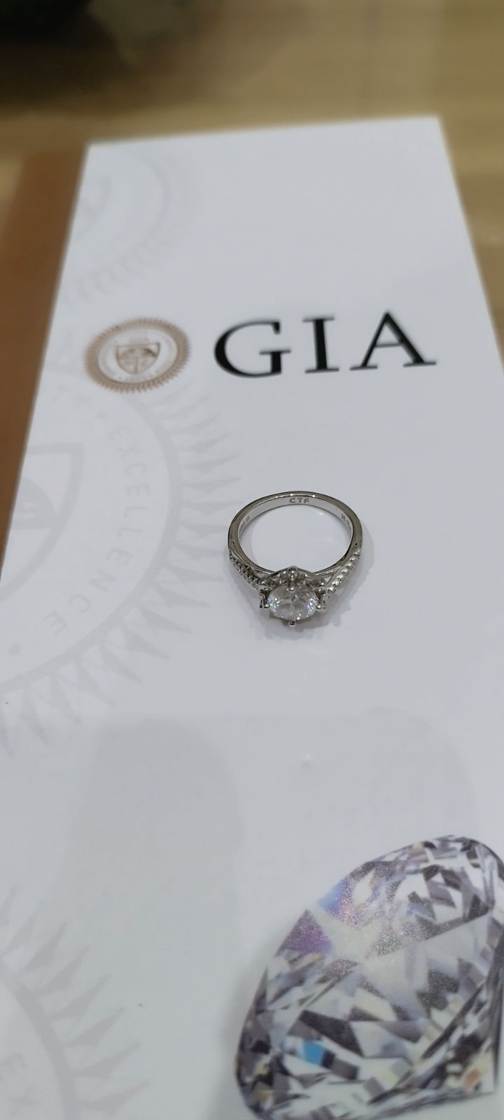 J12 参考価格580000円 GIA鑑定書付き pt950 1.00ct CTF刻印あり ダイヤモンドリング クラリティ VVS1 カラー H 周大福ブランド 指輪