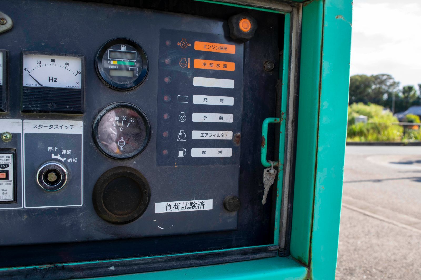 埼玉発 日本車輌 ディーゼル発電機 NES25EI3 12 760時間 超低騒音型 三相200V 19.1kW 60A 62dB 三相単相切替 WWW_OPDRERGINERDOGAN_COM