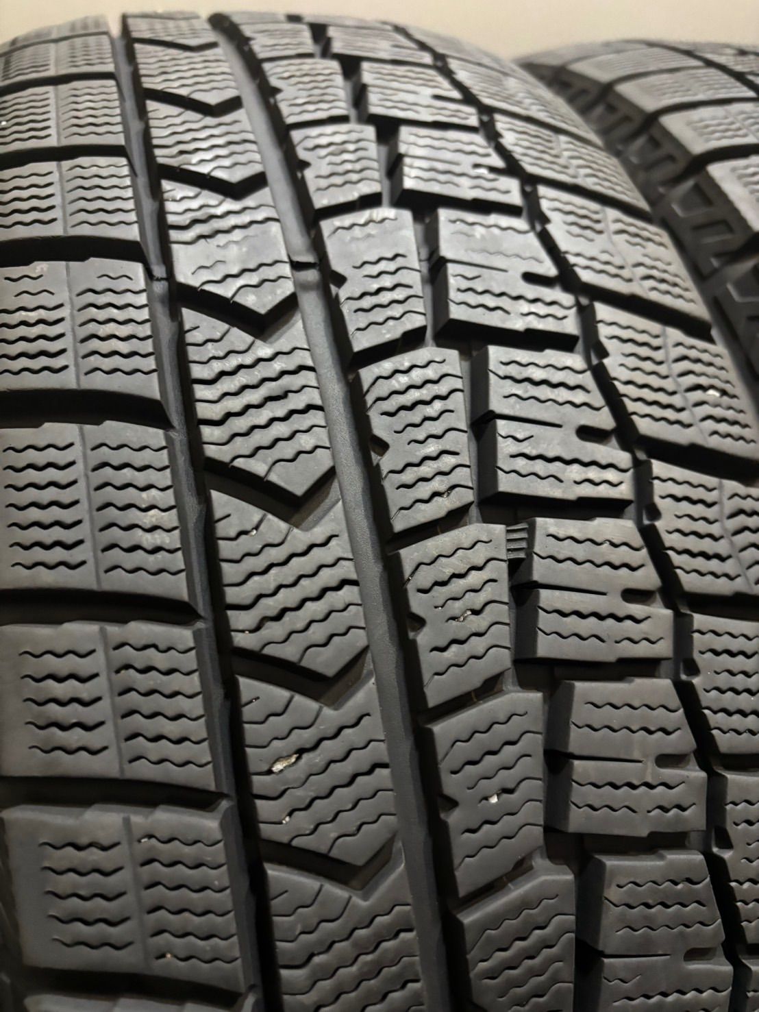  195 65 R 15 DUNLOP WINTER MAXX WM 02 22年製 スタッドレス 4本 ダンロップ ウィンターマックス ノア ヴォクシー プリウス 4 K 551 15インチ スタッドレス