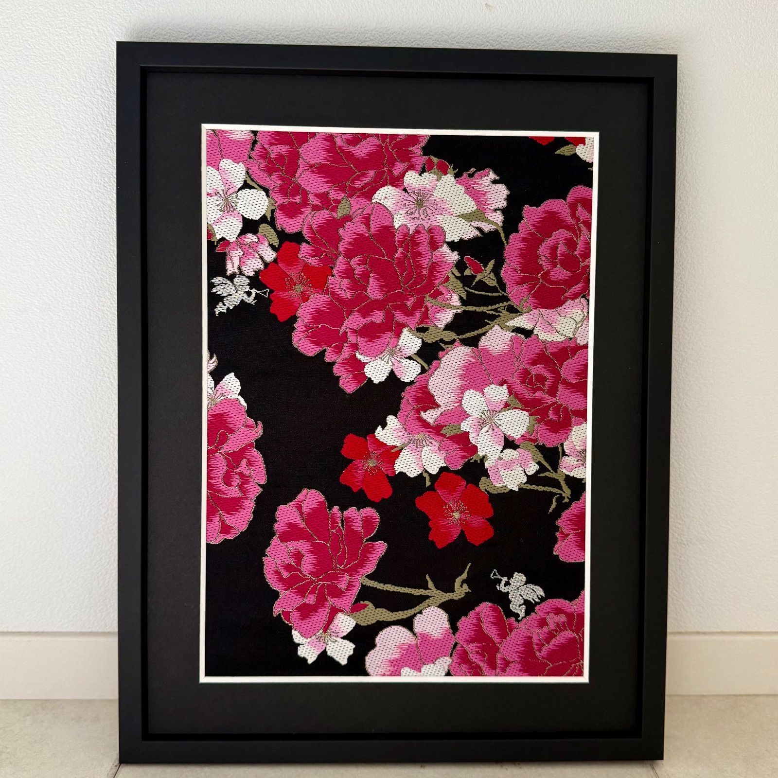 京都帯屋さん フレーム入りシルク織物アート と天使 黒