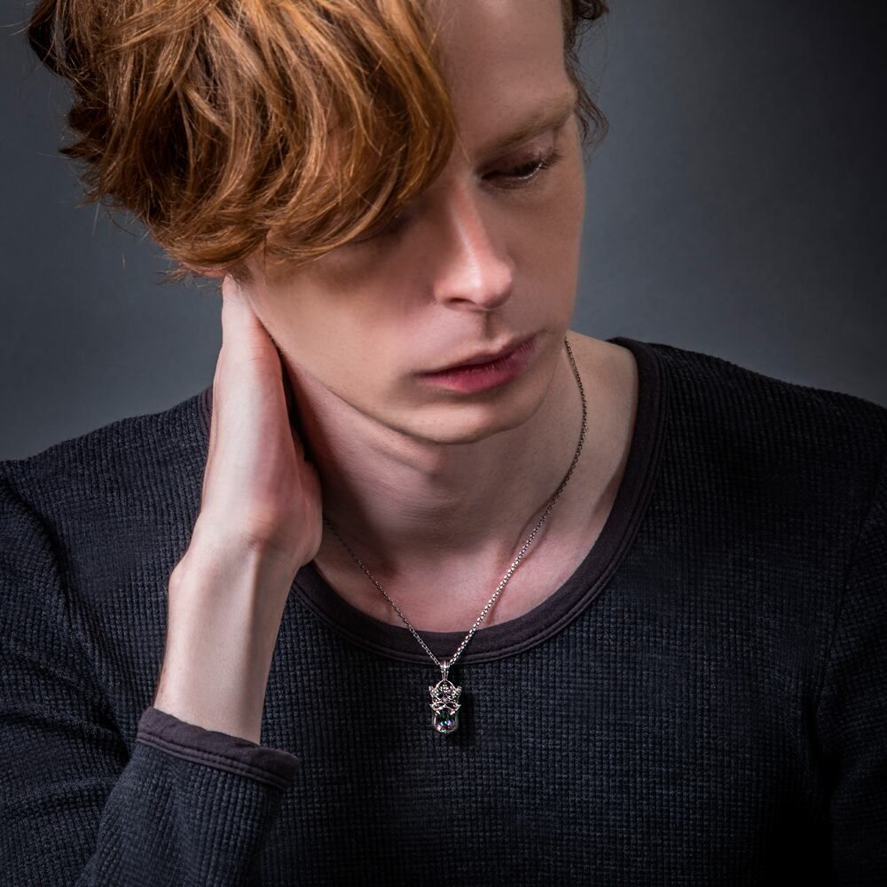 クラウンシールドペンダント