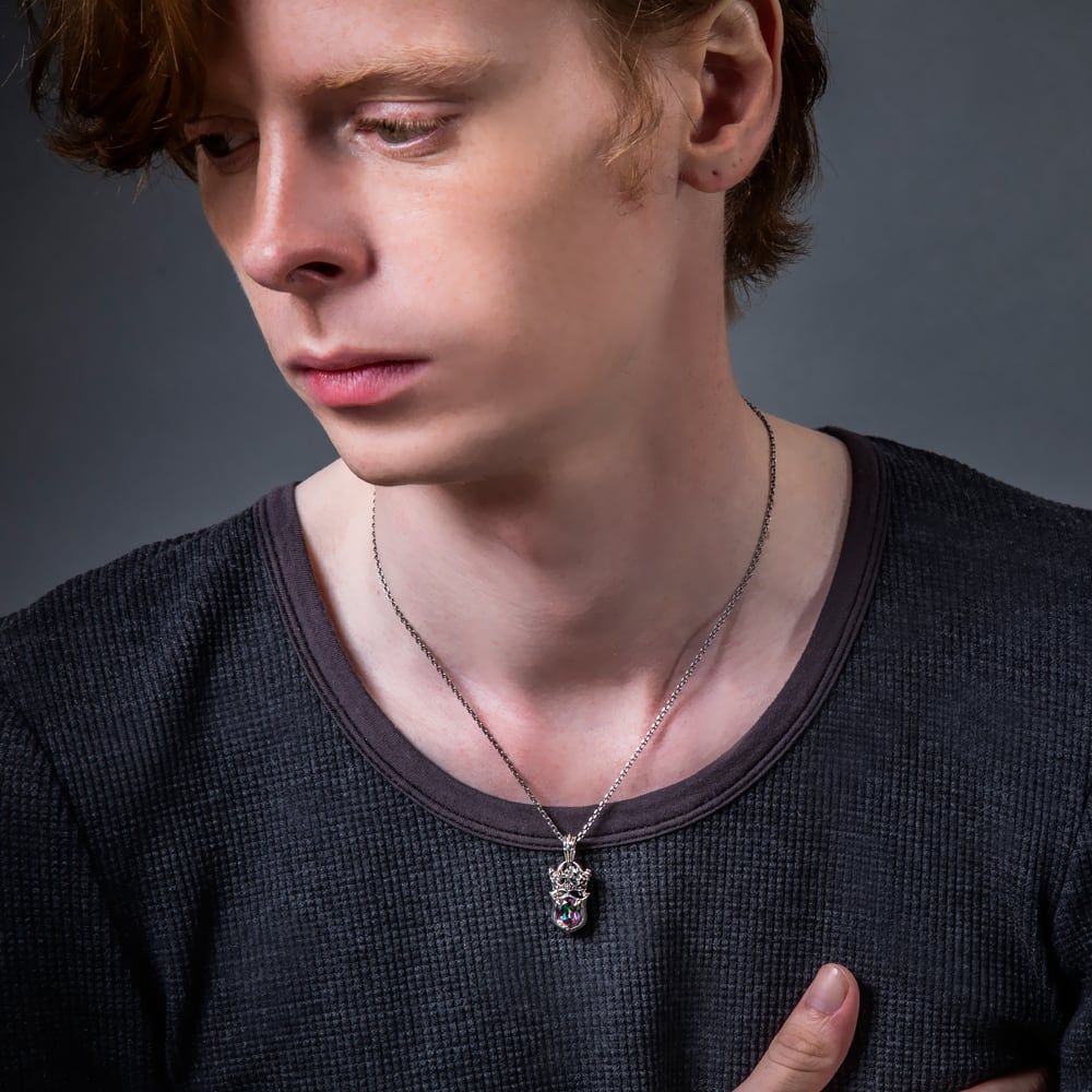 クラウンシールドペンダント