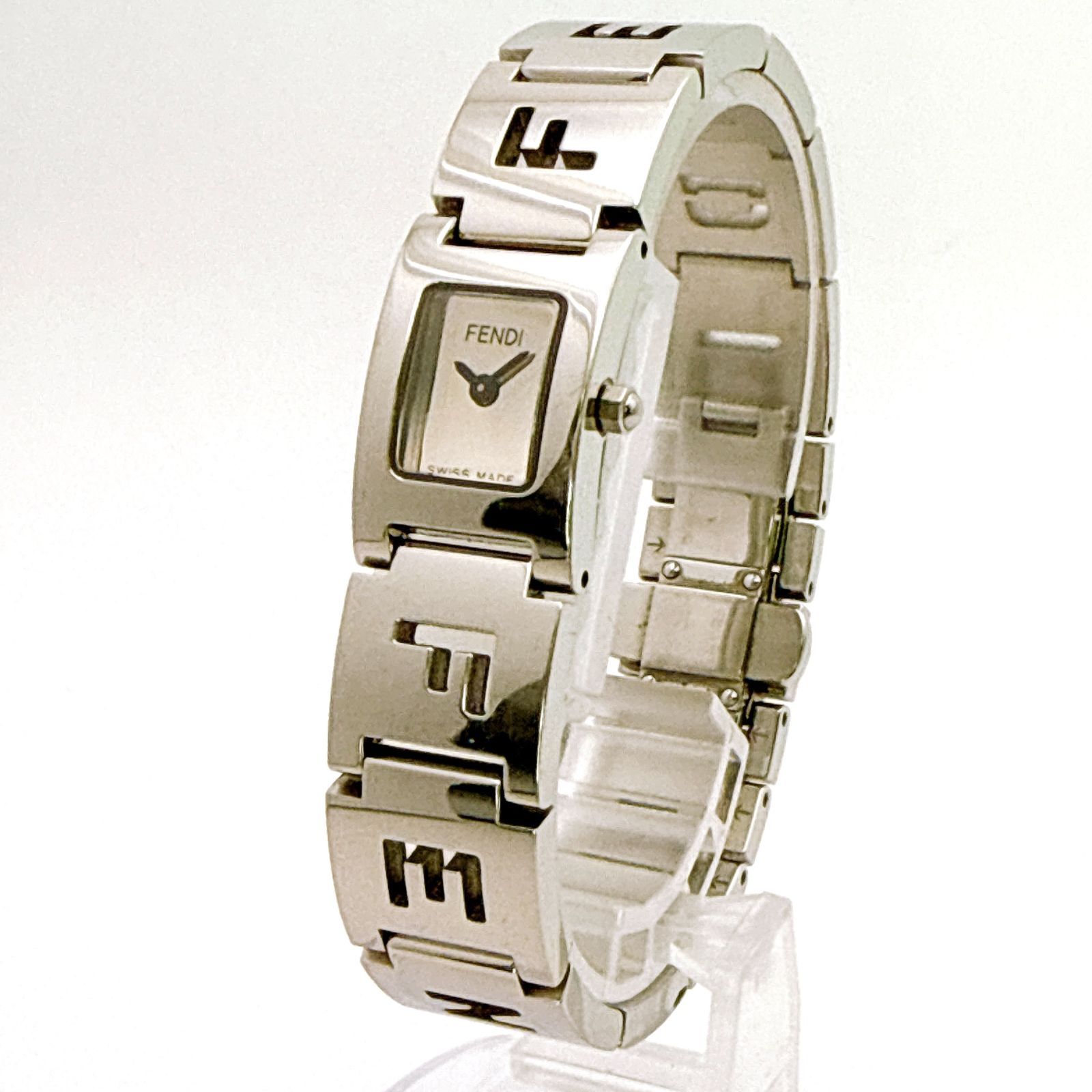 3150L フェンディ