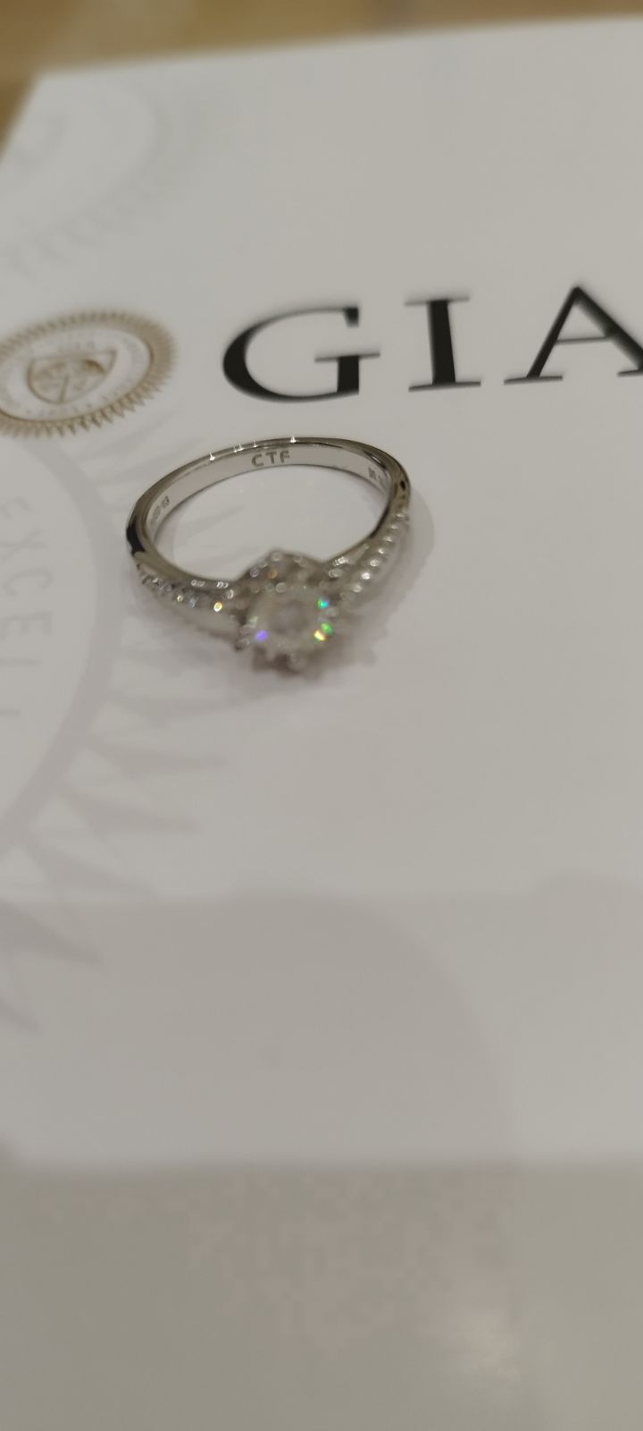 J15 参考価格320000円 GIA鑑定書付き pt950 0.50ct CTF刻印あり ダイヤモンドリング クラリティ VVS1 カラー H 周大福ブランド 指輪