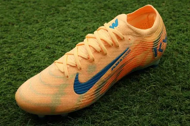 ナイキ ズーム マーキュリアル ベイパー 16 エリート KM AG