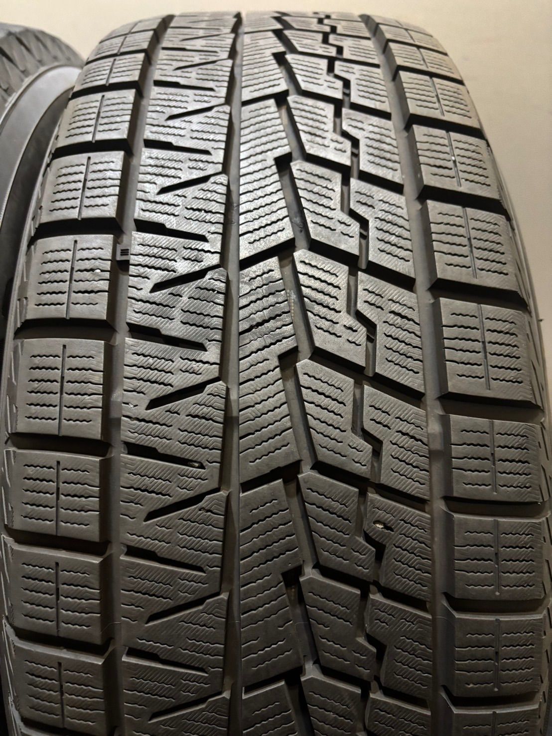 225 60 R 16 ice GUARD iG 70 21年製 スタッドレス 4本 ヨコハマ アイスガード アウディ A 6 セルシオ 南5 K 554