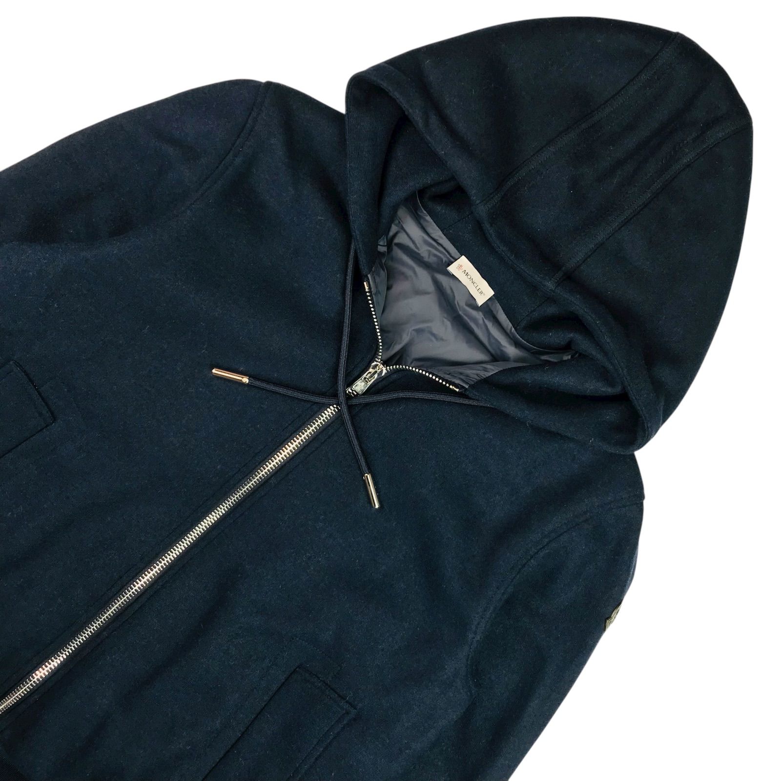 美品☆MONCLER・モンクレール・MAGLIA CARDIGAN メンズ レザーブランド 