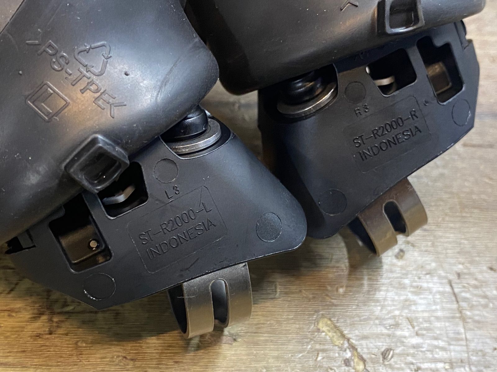 JN840 シマノ SHIMANO クラリス Claris ST-R2000 STIレバー 左右セット 2x8S