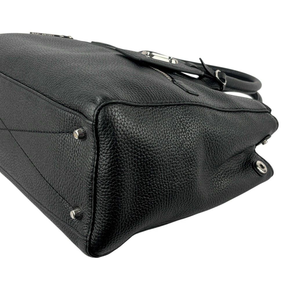 レザー ブラック