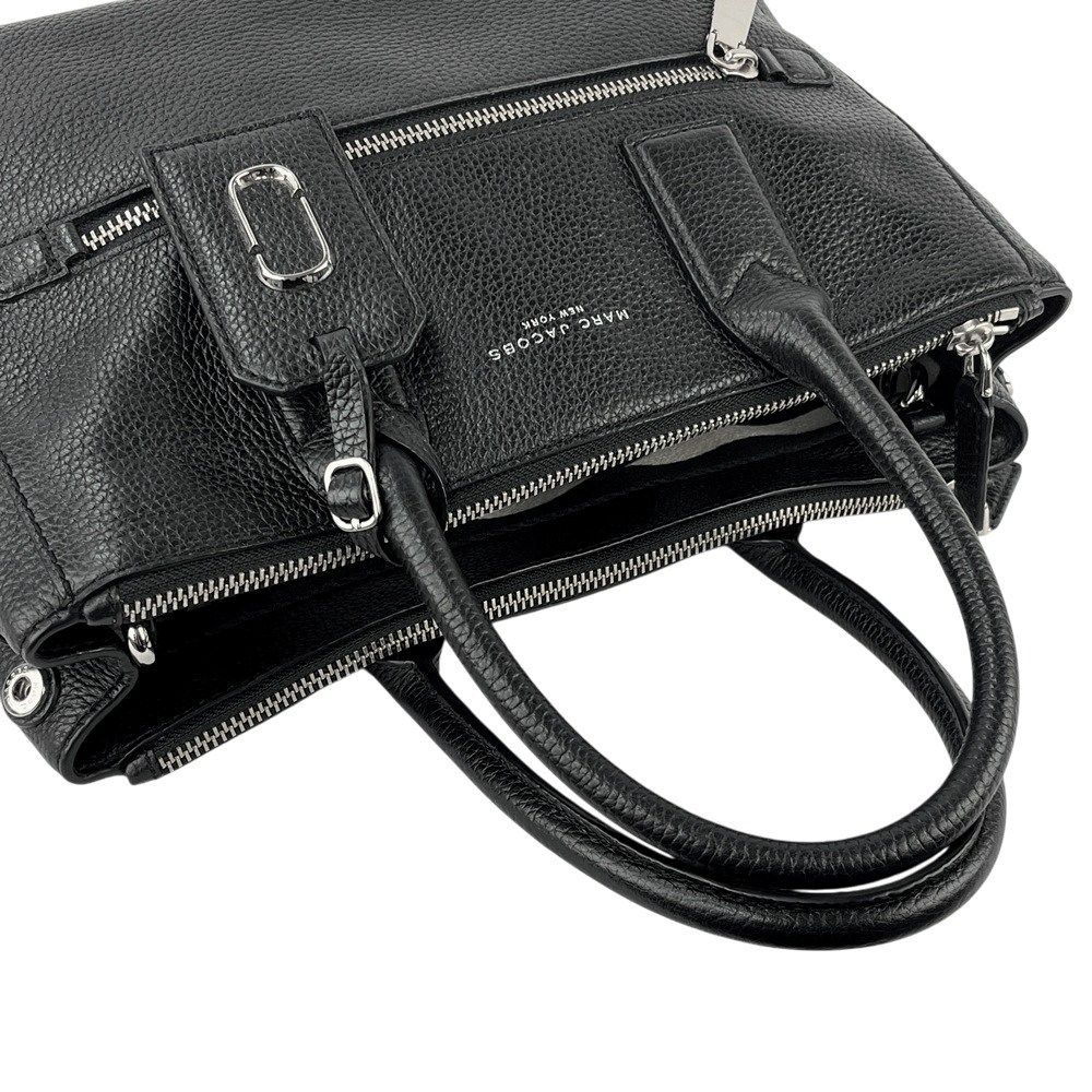 ブラック M0008277