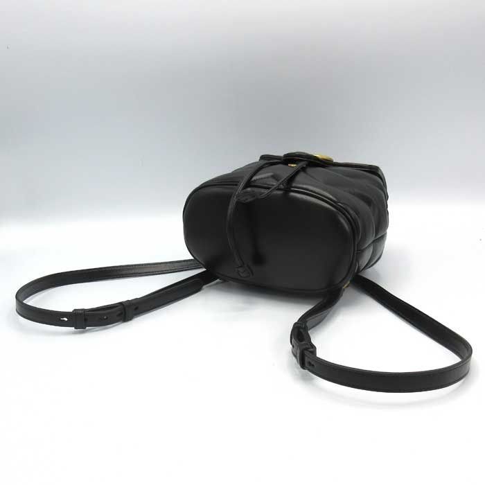 グッチ バッグ リュック GUCCI GG BACKPACK GGマーモント キルティング ナッパレザー チェーンハンドル ミニリュック 777253 AAC74 1000 ブラック ブティックライン レディース 送料無料 DECORATOM_COM_BR