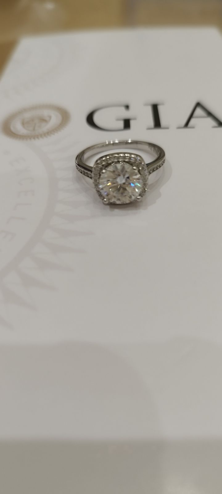 J18 参考価格980000円 GIA鑑定書付き pt950 2.00ct CTF刻印あり ダイヤモンドリング クラリティ VVS1 カラー H 周大福ブランド 指輪