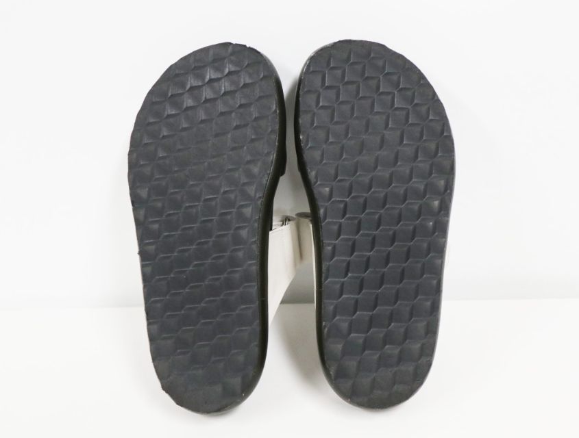 フラットバイ レザー