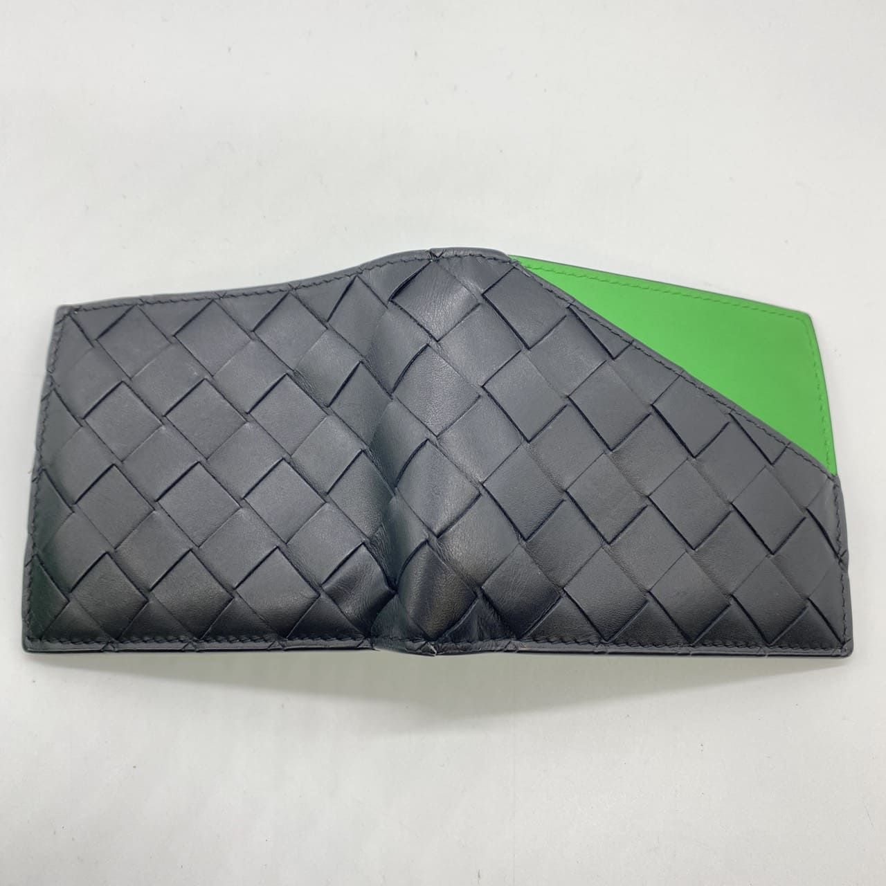 レザー ブラック