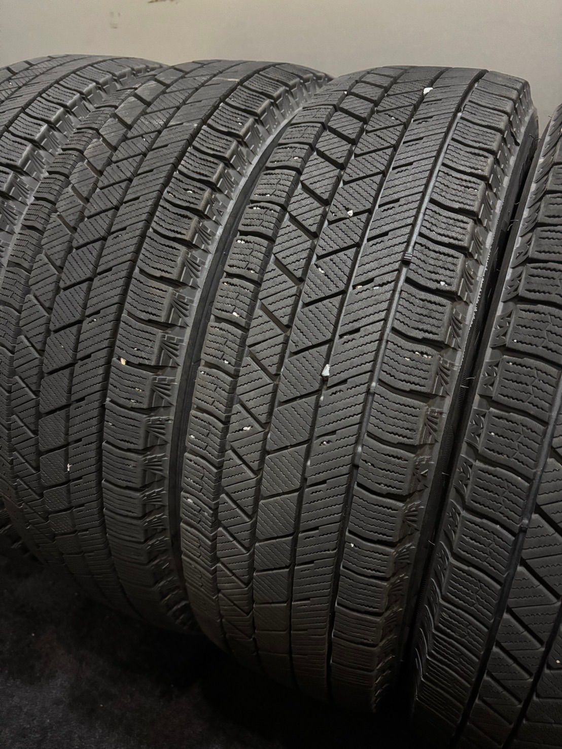 165 65 R 14 VRX 3 21年製 スタッドレス 4本 ブリヂストン ブリザック タンク ルーミー パッソ ハスラー 4 K 556