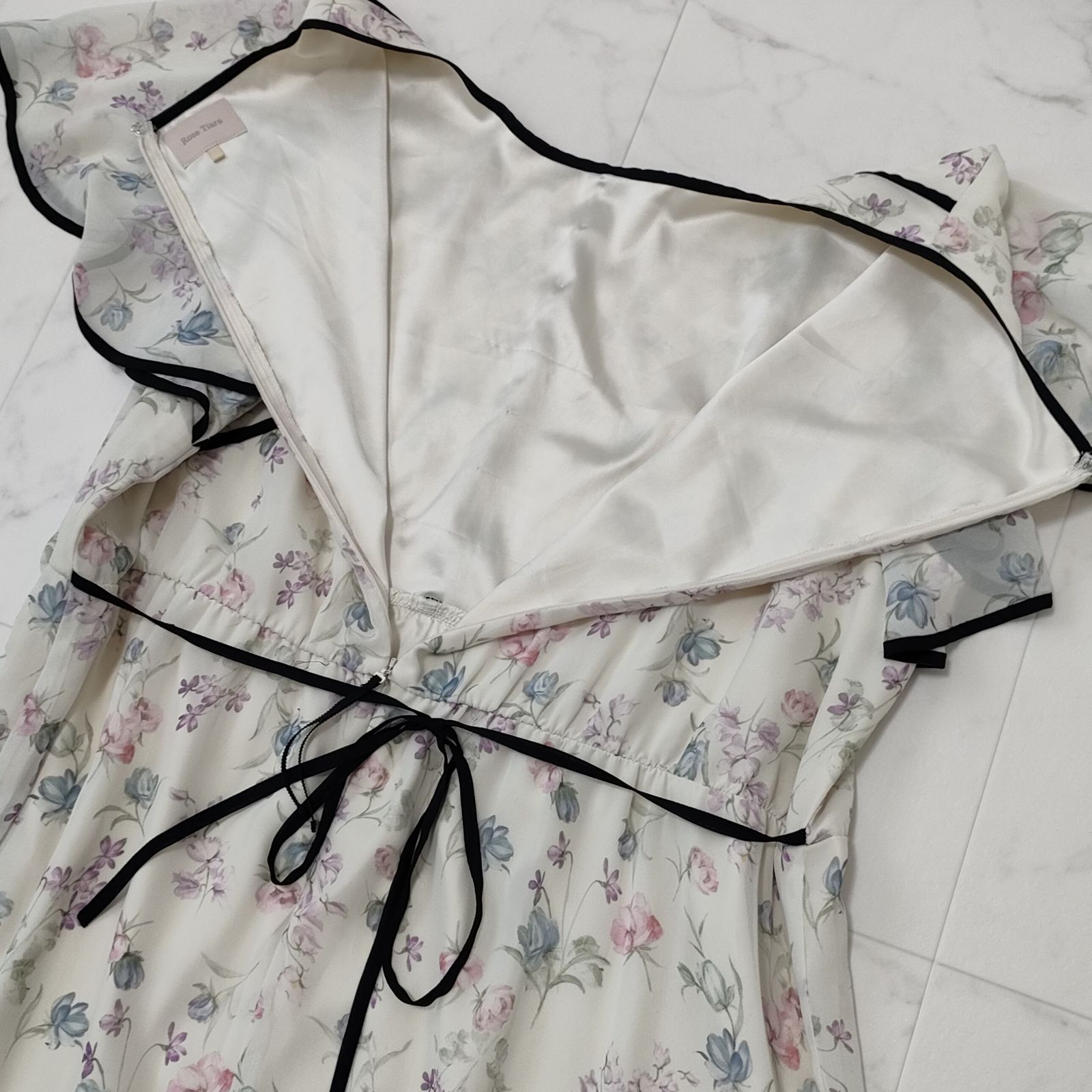  Rose Tiara ローズティアラ エアリーボタニカルフラワーワンピース フ 袖 花柄 ロング丈 半袖 その他