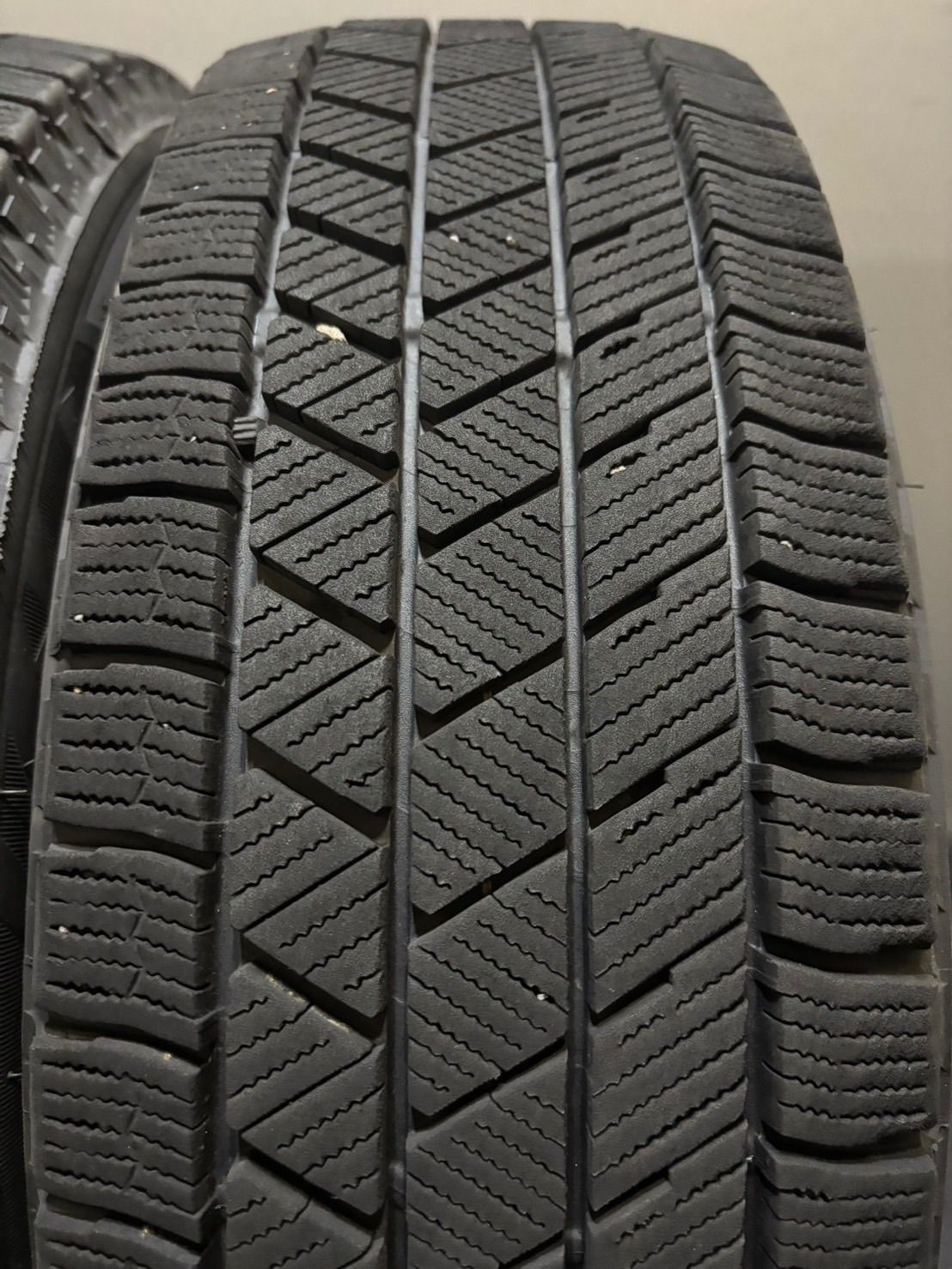 165 65 R 14 VRX 3 21年製 スタッドレス 4本 ブリヂストン ブリザック タンク ルーミー パッソ ハスラー 4 K 556