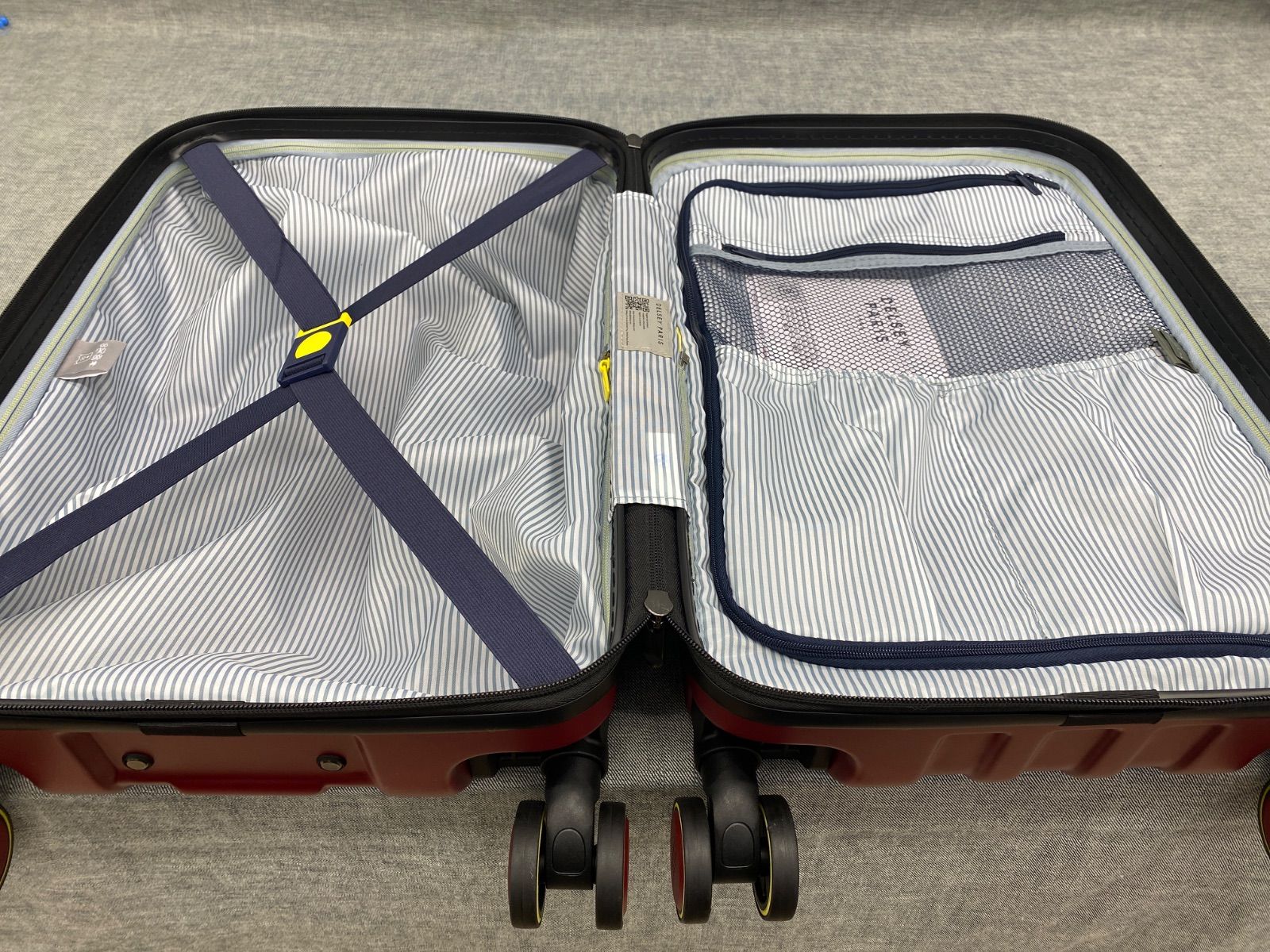 AY25111335 デルセー